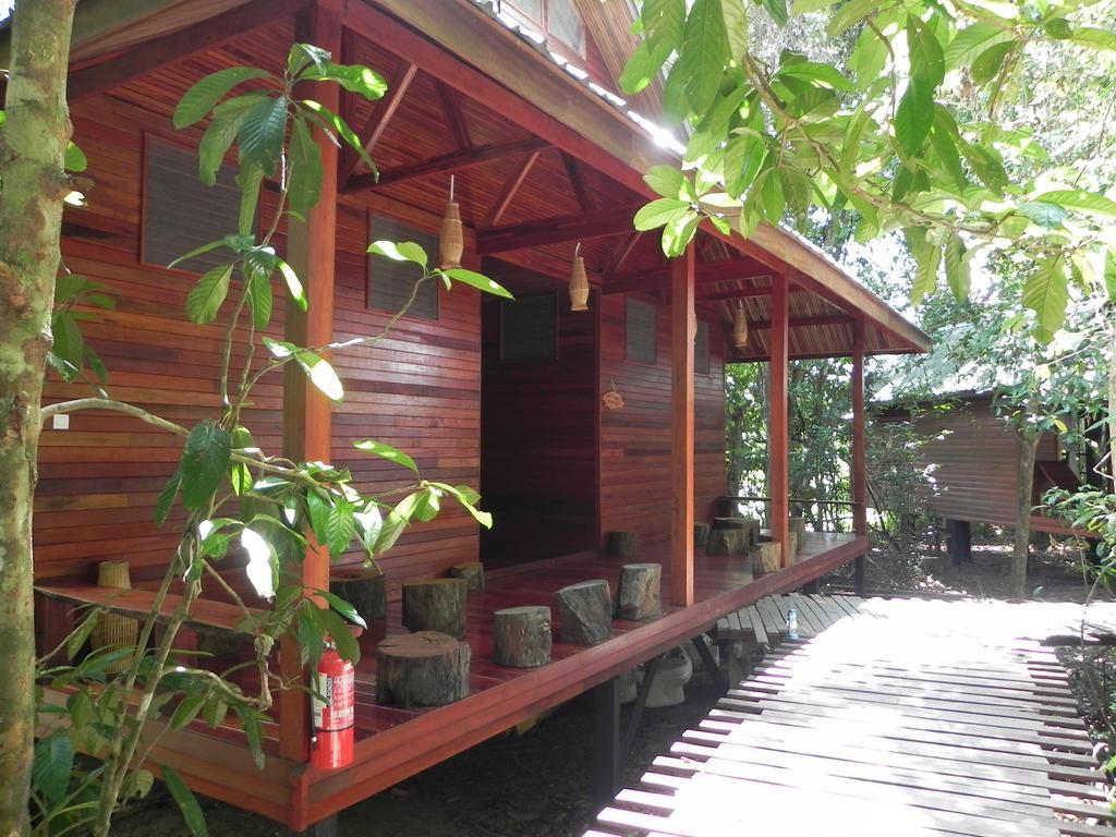 Borneo Natural Sukau Bilit Resort Habitación foto