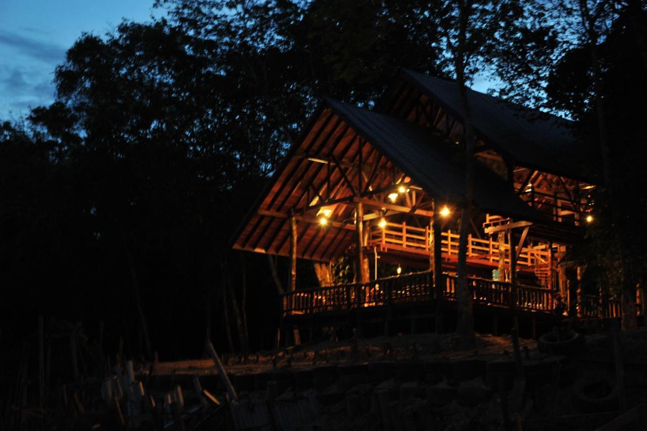 Borneo Natural Sukau Bilit Resort Exterior foto